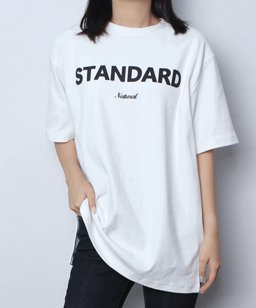 피치 스탠다드 오버핏 트임 반팔 티셔츠